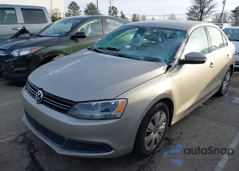 2013 Volkswagen Jetta 2.5L Se z USA, uszkodzony, nr VIN 3VWDP7AJ5DM217539